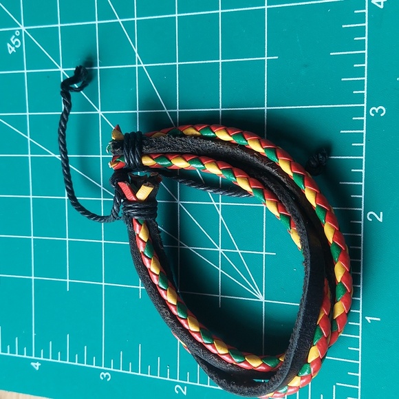 B264 Unisex Rasta Stacking Braided Leather Adjustable Bracelet - Picture 4 of 12